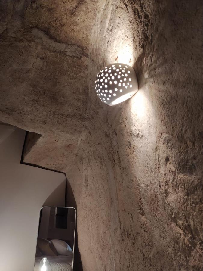 Palazzo Lombardi Cave & Suite Matera Szoba fotó